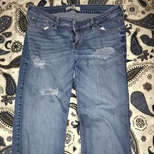 Hollister Ripped Jeans 👖